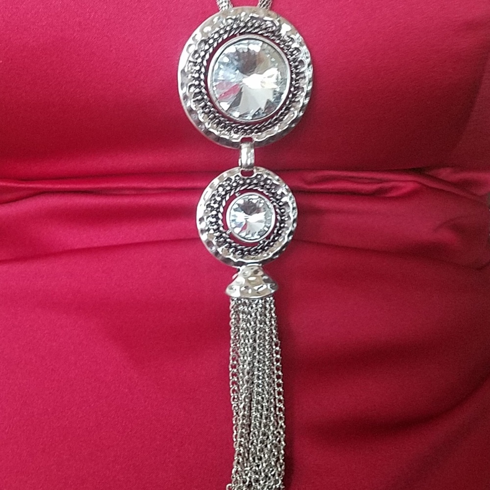 Hanging Necklace